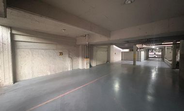 Venta cochera cubierta en Haedo Norte, a metros de la Estación