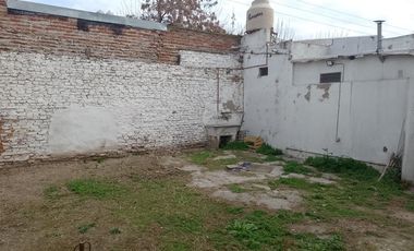 Casa en venta - 2 Dormitorios 1 Baño - 250Mts2 - Villa Ballester, General San Martín