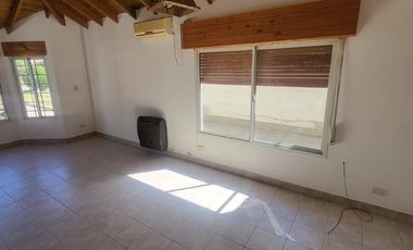 Casa en Villa Regina