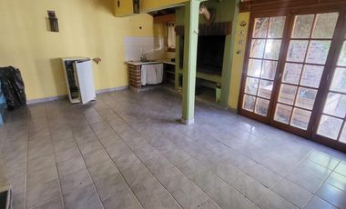 Casa en Villa Regina