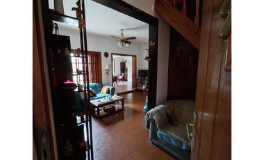 Casa venta Burzaco 4 ambientes