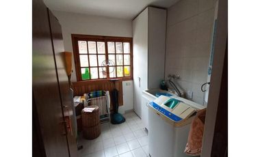 Casa venta Burzaco 4 ambientes