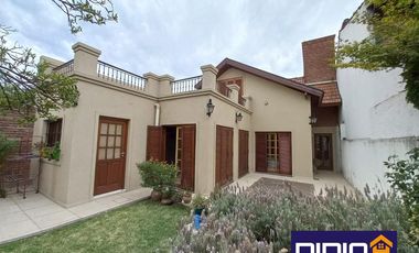 Casa venta Burzaco 4 ambientes