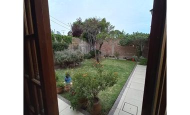 Casa venta Burzaco 4 ambientes