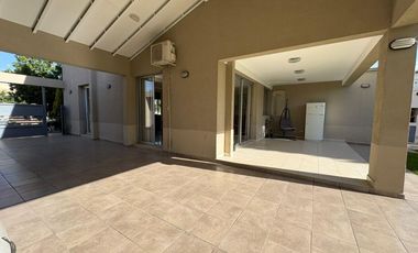 Casa en venta en Barrio Privado La Barraca