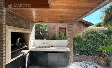 CASA EN ALQUILER ANUAL EN LOS HORNEROS C.C.-MAROTO PROPIEDADES