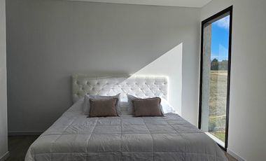 Casa en venta - 4 Dormitorios 5 Baños - Cochera - 1.077Mts2 - Costa Esmeralda, Pinamar