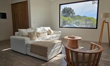 Casa en venta - 4 Dormitorios 5 Baños - Cochera - 1.077Mts2 - Costa Esmeralda, Pinamar