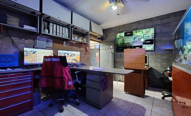 RENTA DE BODEGA CON USO DE SUELO TIPO B. COL. LAS AMÉRICAS