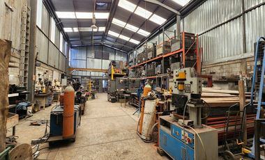 RENTA DE BODEGA CON USO DE SUELO TIPO B. COL. LAS AMÉRICAS