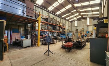 RENTA DE BODEGA CON USO DE SUELO TIPO B. COL. LAS AMÉRICAS