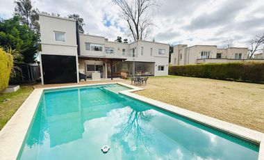 Casa en Venta 4 dormitorios en El Encuentro