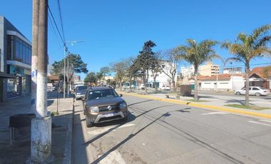 |LOCAL EN AV PRINCIPAL| |MAR DE AJO|