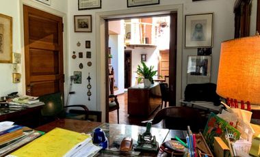 CASA EN VENTA 5 AMBIENTES CON PILETA PERMUTA VICENTE LOPEZ