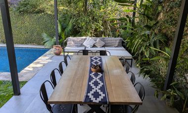 Casa en la zona mas linda de  BECCAR, cerca estac y avda libertador