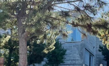 Casa - 6 ambientes - Amoblado - 5 Cocheras - Pinamar - VENTA