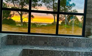 Casa - 6 ambientes - Amoblado - 5 Cocheras - Pinamar - VENTA