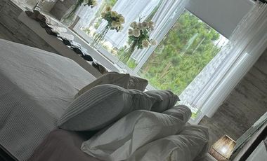 Casa - 6 ambientes - Amoblado - 5 Cocheras - Pinamar - VENTA