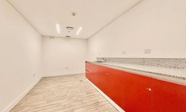 Corner Downtown - Oficinas de muy buenta categoria en la esquina de Bme. Mitre y San Martin.