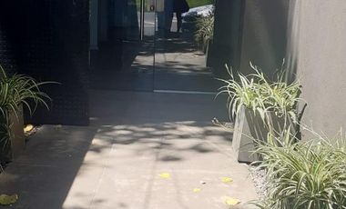 Oficina en venta en  SAN ISIDRO (amoblada)