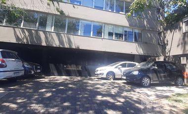 Oficina en venta en  SAN ISIDRO (amoblada)