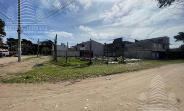 |LOTE ESQUINA CON PLANOS APROBADOS PARA MAS DE 13 UNIDADES| |IDEAL EMPRENDIMIENTO|