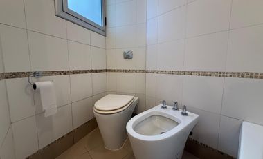 Departamento en alquiler - C/cochera.