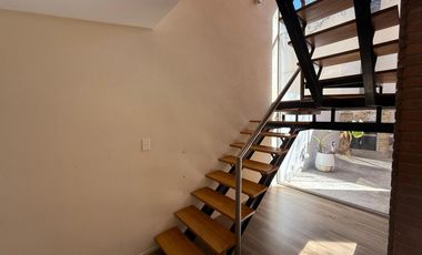 Departamento en alquiler - C/cochera.