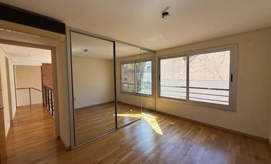 Departamento en alquiler - C/cochera.