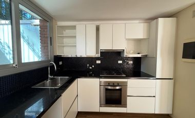 Departamento en alquiler - C/cochera.