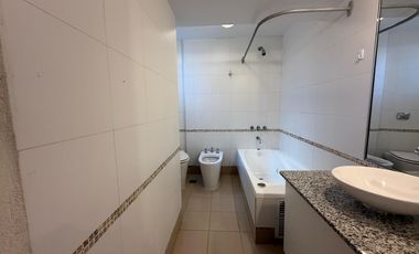 Departamento en alquiler - C/cochera.