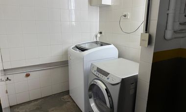 Departamento en alquiler - C/cochera.