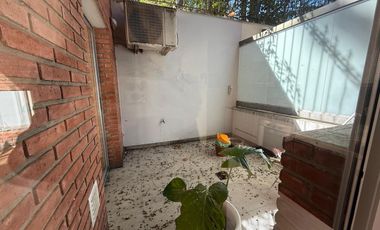 Departamento en alquiler - C/cochera.