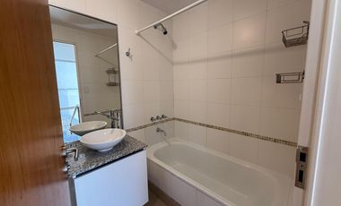 Departamento en alquiler - C/cochera.