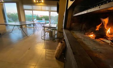 Casa en venta - 3 Dormitorios 3 Baños - Don Joaquin