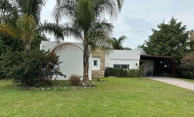 Casa en venta - 3 Dormitorios 3 Baños - Don Joaquin