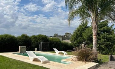 Casa en venta - 3 Dormitorios 3 Baños - Don Joaquin