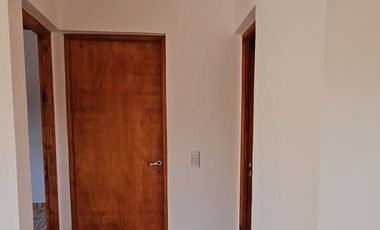 Casa en venta - 2 Dormitorios 1 Baño - Cochera - 60Mts2 - Mar del Tuyú