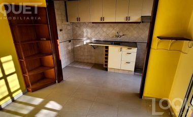 Casa en 2 dormitorios y terraza con asador