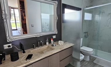 Casa en venta barrio La Alameda