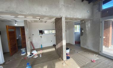 EXCELENTE CASA DE 3 AMB EN EL BARRIO SAN RAFAEL