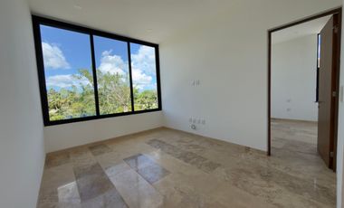 CASA EN VENTA MERIDA, YUCATAN COUNTRY CLUB, CUTZAM, ENTREGA INMEDIATA.