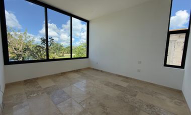 CASA EN VENTA MERIDA, YUCATAN COUNTRY CLUB, CUTZAM, ENTREGA INMEDIATA.