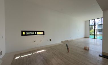 CASA EN VENTA MERIDA, YUCATAN COUNTRY CLUB, KANHA FRENTE AL LAGO, LISTA.