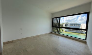 CASA EN VENTA MERIDA, YUCATAN COUNTRY CLUB, KANHA FRENTE AL LAGO, LISTA.