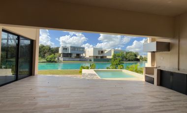 CASA EN VENTA MERIDA, YUCATAN COUNTRY CLUB, KANHA FRENTE AL LAGO, LISTA.
