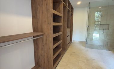 CASA EN VENTA MERIDA, YUCATAN COUNTRY CLUB, KANHA FRENTE AL LAGO, LISTA.