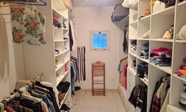 Casa en Alquiler en Valentina Norte Rural