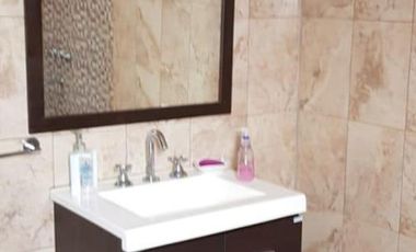 Casa y departamentos en venta - 6 Dormitorios 6 Baños - Cochera - 375Mts2 - Batan