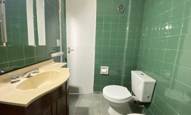 Vicente López s/Av del Libertador 800  vista al río - 3 amb  con balcón piso alto , Excelente